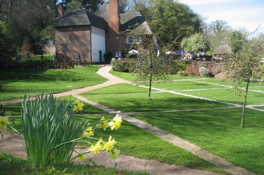 The Drum Inn garden, designed by Sir Edwin Lutyens