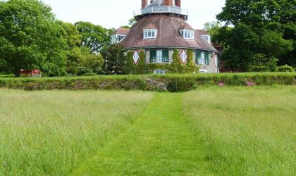 A La Ronde Exmouth grass path